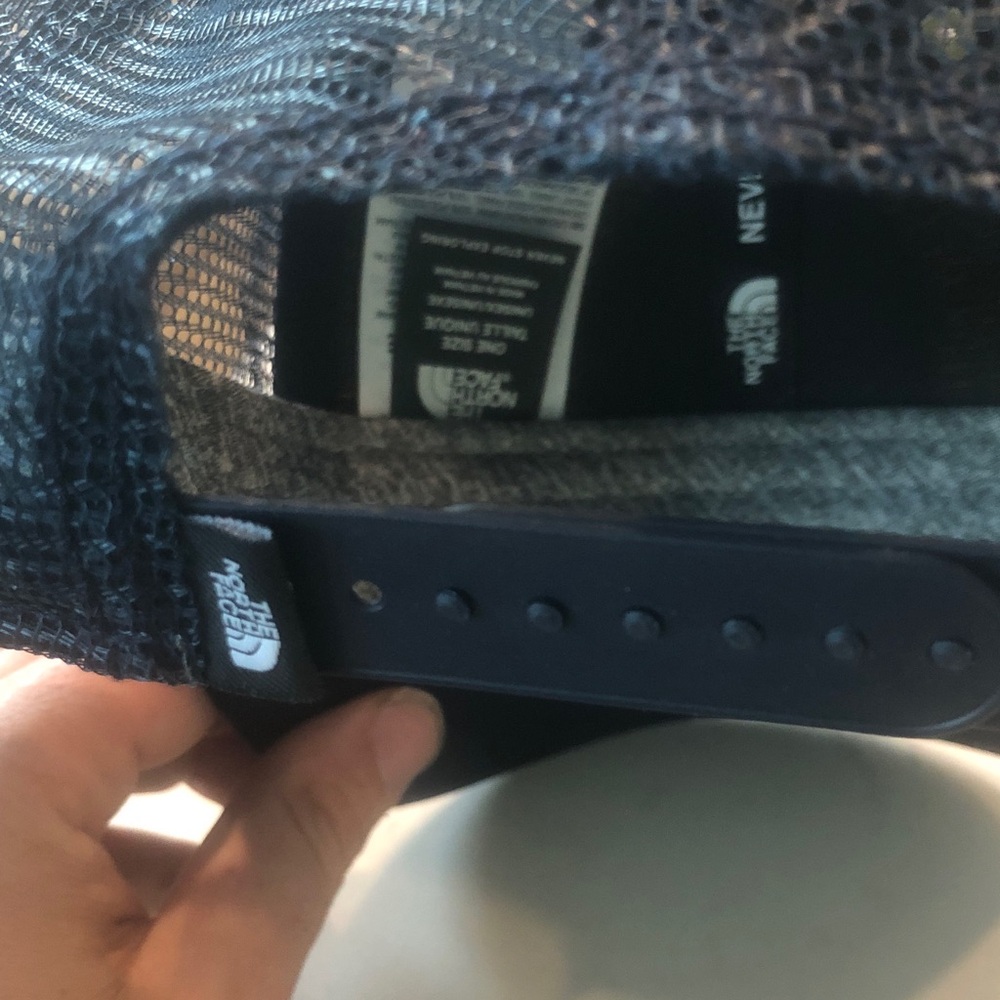 The North Face Mustard and Navy Cap - Picture 2 of 4